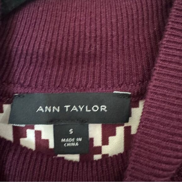 Ann Taylor Women's Small Geo Back Mixed Media Sweater plum/burgundy color - Picture 7 of 8